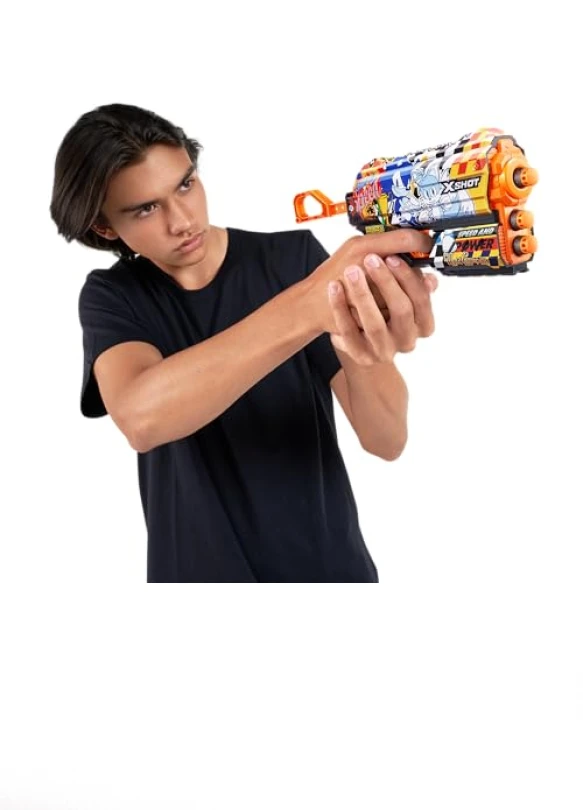 4_Pistola XSHOT Skins con dardos de tecnología air pocket y Sonic the Hedgehog.